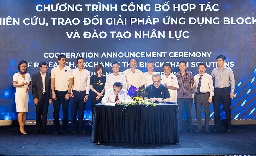 Hội thảo NFT Việt Nam 2022 thu hút quan tâm của dư luận